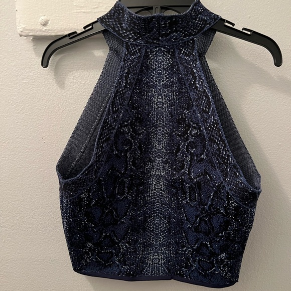 BCBG top - Picture 3 of 3